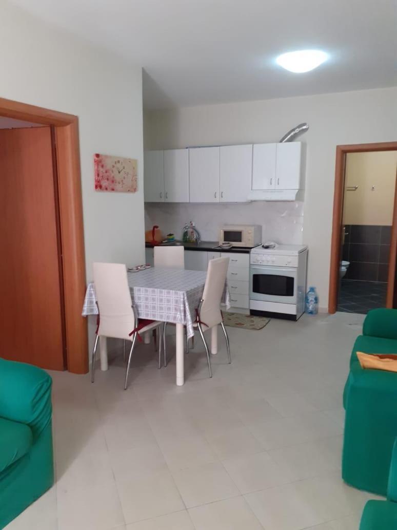 Ardo Apartament ดูร์เรส ภายนอก รูปภาพ
